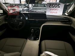 تۆیۆتا کراون